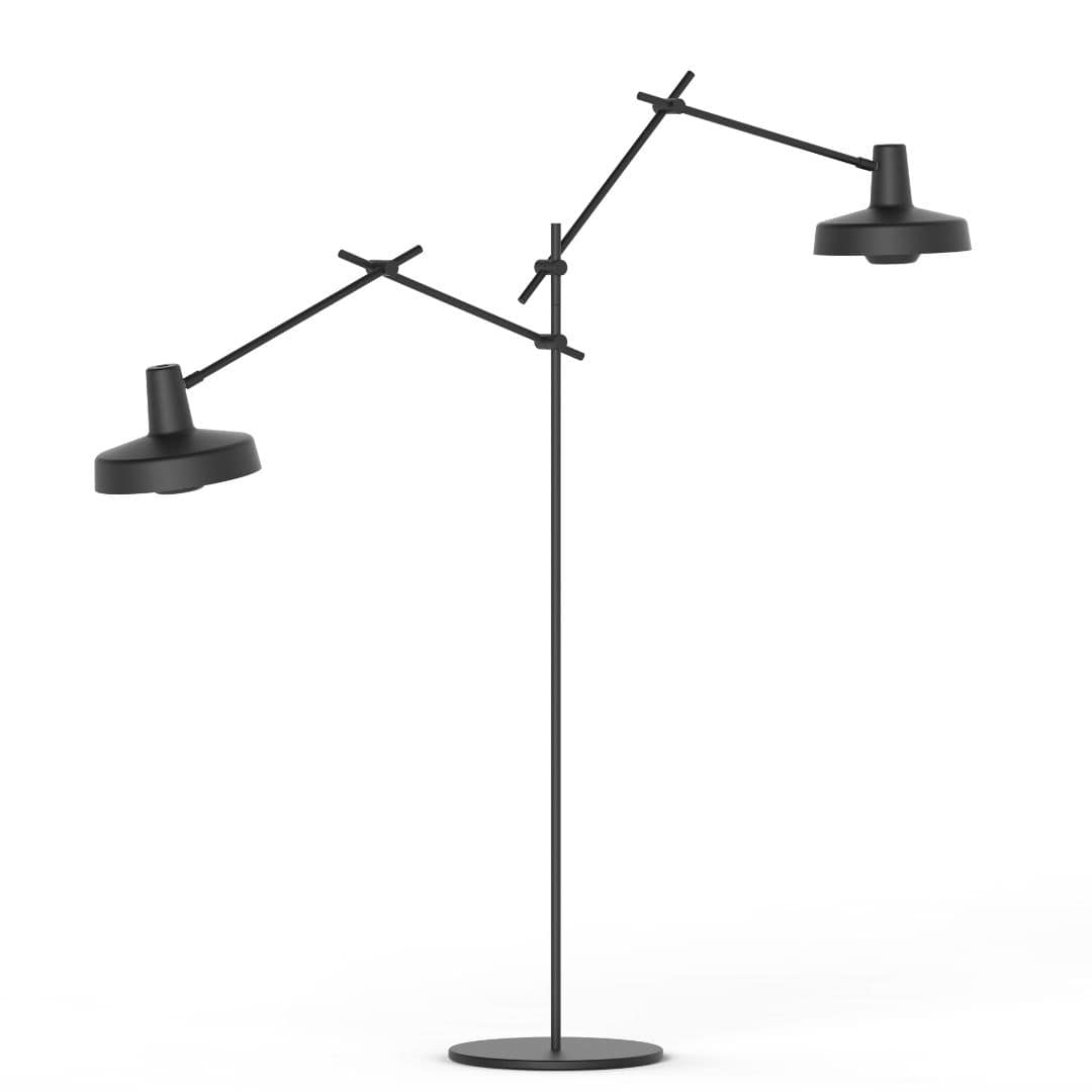 Arigato Gulvlampe Dobbelt Sort - Grupa Products Sort unisex