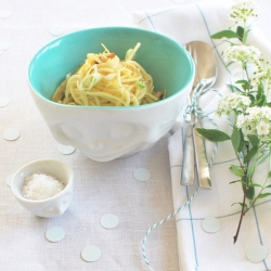 Skål med ansigt - jade grøn / hvid